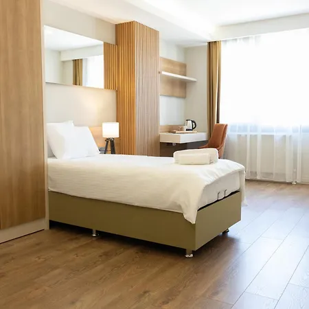 Frezya - Exclusively Woman Otel *