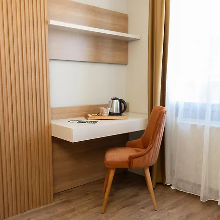 Frezya - Exclusively Woman Otel *