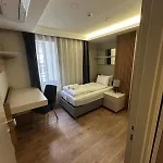 Hotel Frezya Family