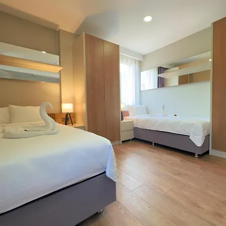 Frezya - Exclusively Woman Hotel *
