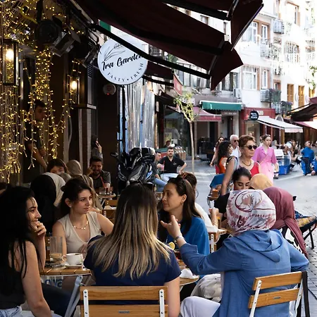 Frezya - Exclusively Woman Hotel Istanbul