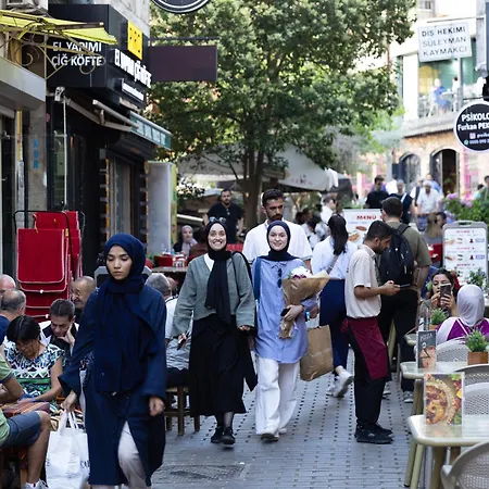 Frezya - Exclusively Woman * Istanbul