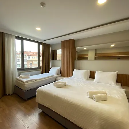 Hotel Frezya Family