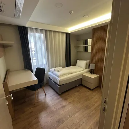 Hotel Frezya Family